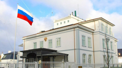 Россия направила Дании ноту после нападок на школу при посольстве