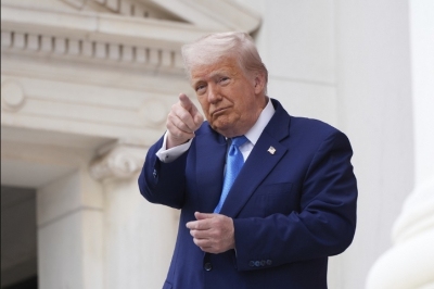 Трамп устроил угощение гамбургерами для посетителей ресторана в Техасе