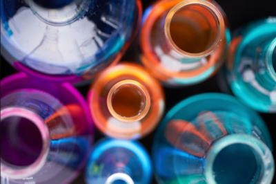 В России будет создана комиссия для формирования перечня одурманивающих веществ