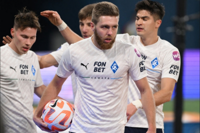 &quot;Динамо&quot; разгромило &quot;Крылья Советов&quot; после того, как одна команда забыла выйти на поле